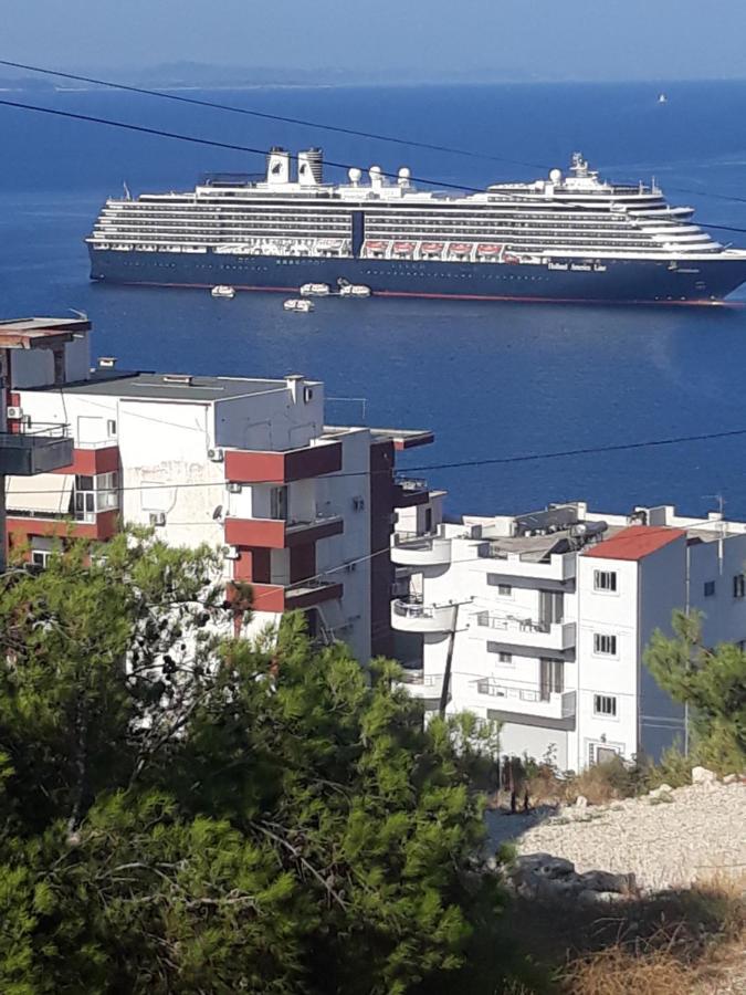 Denni'S Home Sarandë Buitenkant foto