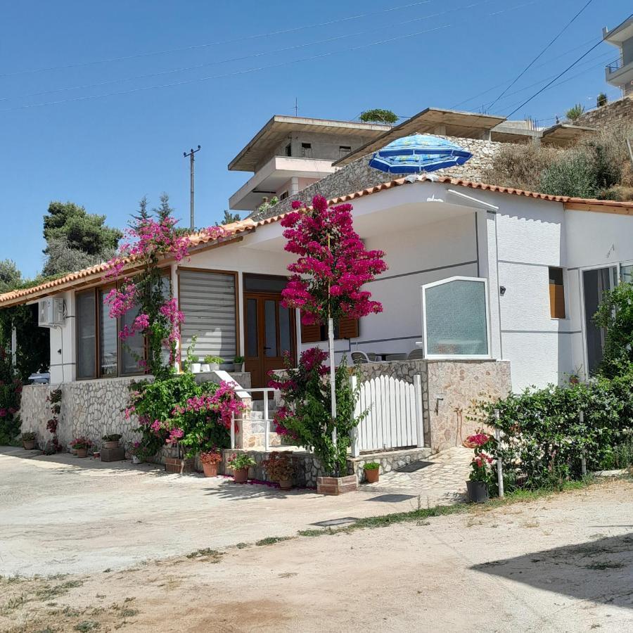 Denni'S Home Sarandë Buitenkant foto